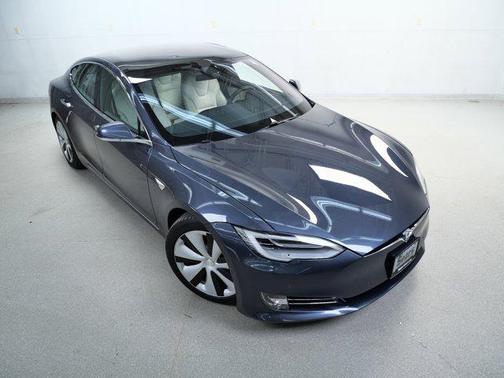 2020 Tesla Model S Long Range Plus