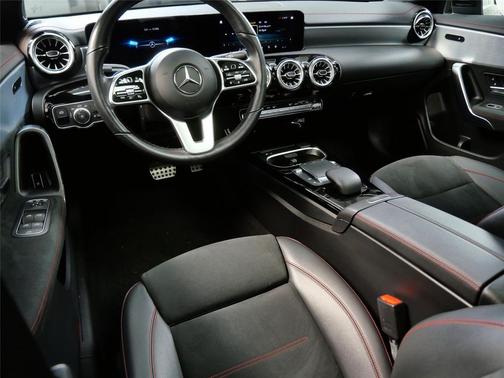 2022 Mercedes-Benz CLA 250 4MATIC