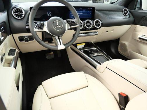 2026 Mercedes-Benz GLA 250 4MATIC
