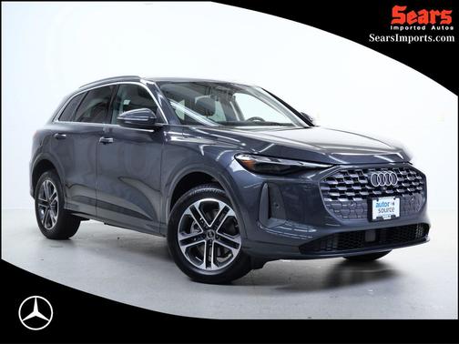 Tambora Gray Metallic 2025 Audi Q5 Premium TFSI quattro S tronic
