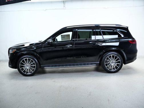 2025 Mercedes-Benz GLS 580 4MATIC