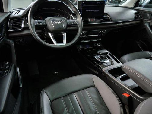 2022 Audi Q5 45 S line Premium
