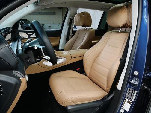 2026 Mercedes-Benz GLS 450 4MATIC