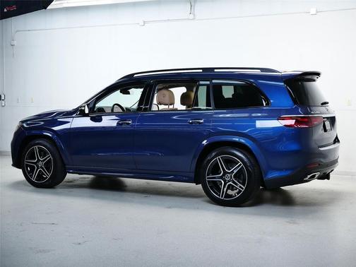 2026 Mercedes-Benz GLS 450 4MATIC