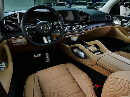 2026 Mercedes-Benz GLS 450 4MATIC