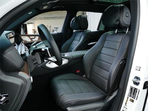 2026 Mercedes-Benz GLS 450 4MATIC