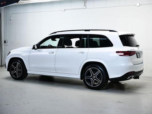 2026 Mercedes-Benz GLS 450 4MATIC