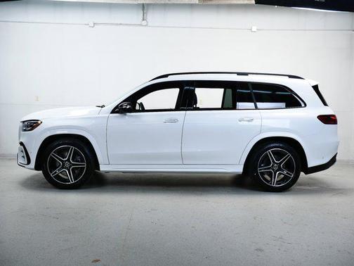 2026 Mercedes-Benz GLS 450 4MATIC