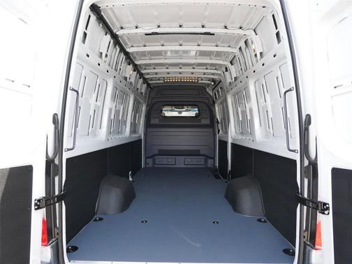 2025 Mercedes-Benz Sprinter 3500 High Roof