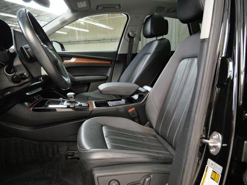 2021 Audi Q5 45 Premium Plus