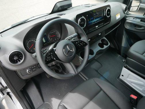 2025 Mercedes-Benz Sprinter 2500 High Roof