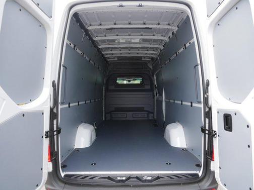 2025 Mercedes-Benz Sprinter 2500 High Roof