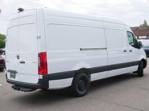 2025 Mercedes-Benz Sprinter 2500 High Roof