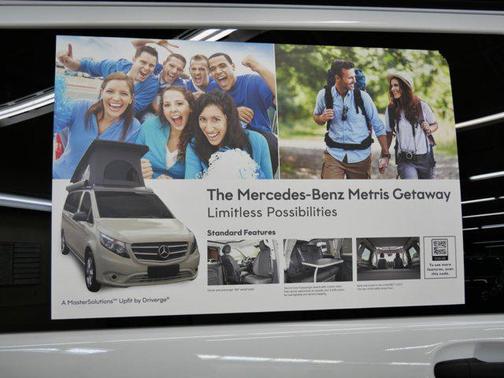 2023 Mercedes-Benz Metris Base