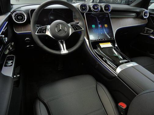 2025 Mercedes-Benz GLC 350e Base