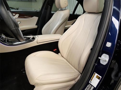 2017 Mercedes-Benz E-Class 4MATIC