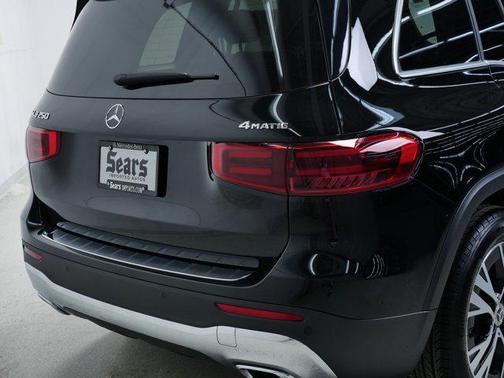 2024 Mercedes-Benz GLB 250 4MATIC