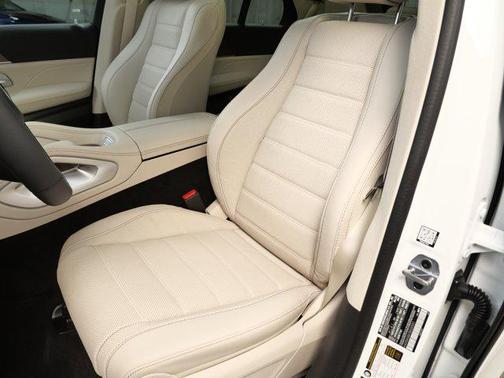 2026 Mercedes-Benz GLE 450e 4MATIC