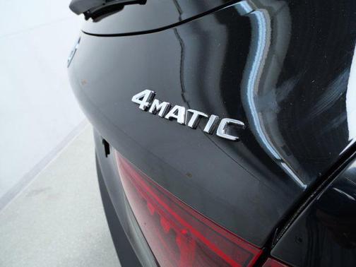 2021 Mercedes-Benz GLC 300 4MATIC