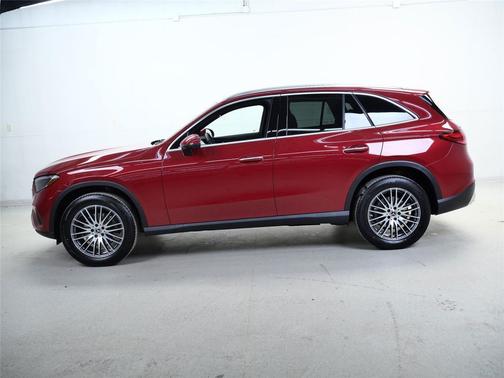 2026 Mercedes-Benz GLC 300 4MATIC