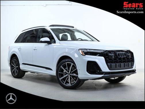 2025 Audi Q7 45 Premium Plus