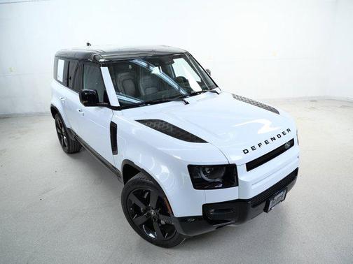 2023 Land Rover Defender 110 V8