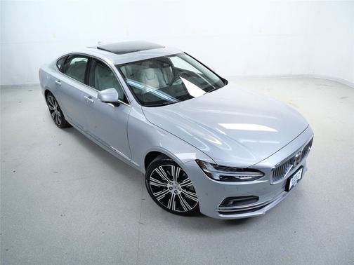 2025 Volvo S90 B6 Ultra