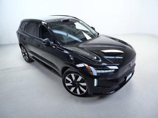 Onyx Black Metallic 2025 Volvo EX90 Ultra, Twin Motor Performance, Fully electric, 6 Seats