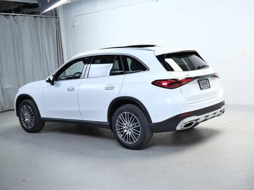 2026 Mercedes-Benz GLC 300 4MATIC