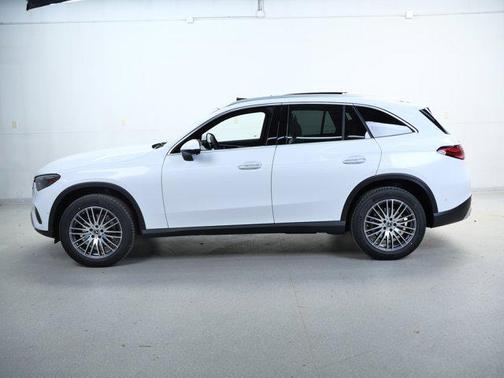 2026 Mercedes-Benz GLC 300 4MATIC