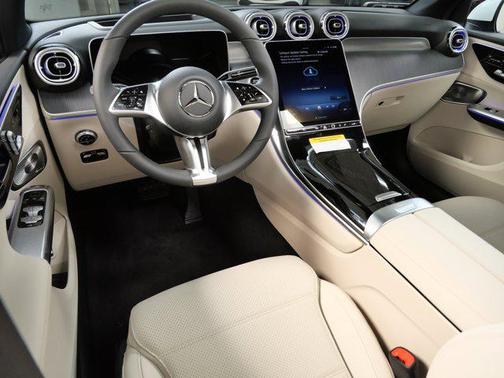 2026 Mercedes-Benz GLC 300 4MATIC