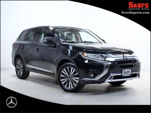 2020 Mitsubishi Outlander SE