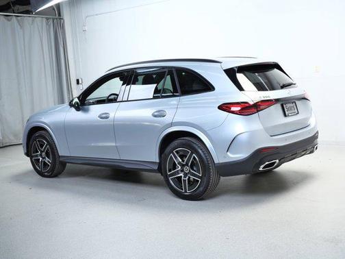 2026 Mercedes-Benz GLC 300 4MATIC