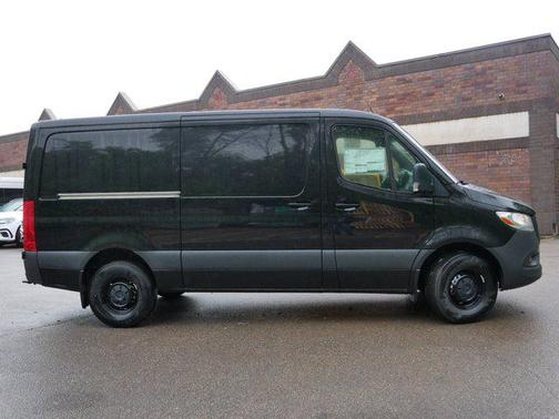 2025 Mercedes-Benz Sprinter 2500 Standard Roof
