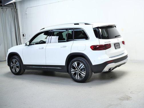 2025 Mercedes-Benz GLB 250 4MATIC