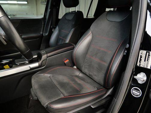 Night Black 2022 Mercedes-Benz GLB 250 4MATIC