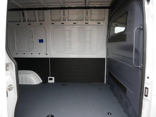 2025 Mercedes-Benz Sprinter 2500 Standard Roof