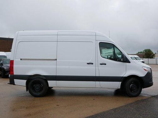 2025 Mercedes-Benz Sprinter 2500 Standard Roof