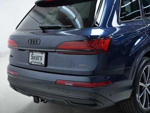 2023 Audi Q7 55 Premium Plus