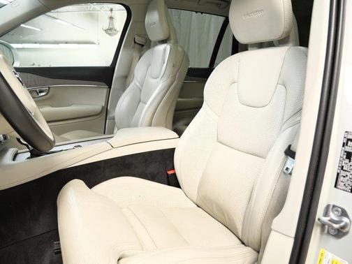 2020 Volvo XC90 T6 Inscription