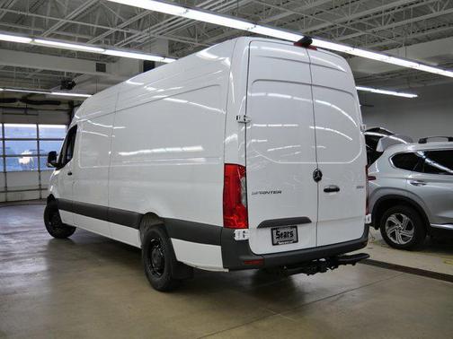 2025 Mercedes-Benz Sprinter 2500 High Roof