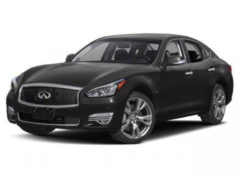 2018 INFINITI Q70 3.7X LUXE