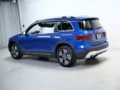 2025 Mercedes-Benz GLB 250 4MATIC