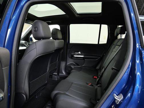 2025 Mercedes-Benz GLB 250 4MATIC