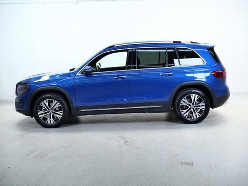 2025 Mercedes-Benz GLB 250 4MATIC