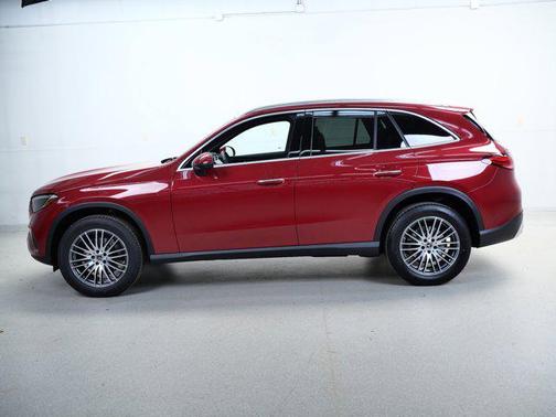 2026 Mercedes-Benz GLC 300 4MATIC