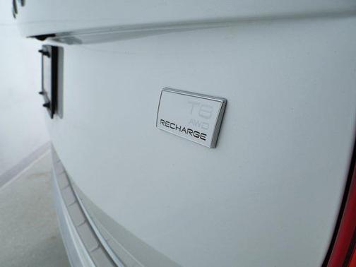 2021 Volvo XC90 Recharge Plug-In Hybrid T8 Inscription 7 Passenger