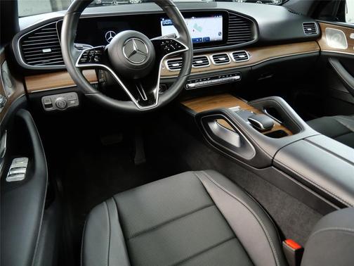 2025 Mercedes-Benz GLE 450e 4MATIC
