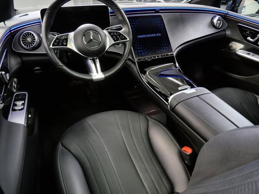 Twilight Blue Metallic 2023 Mercedes-Benz EQE 350 4MATIC+