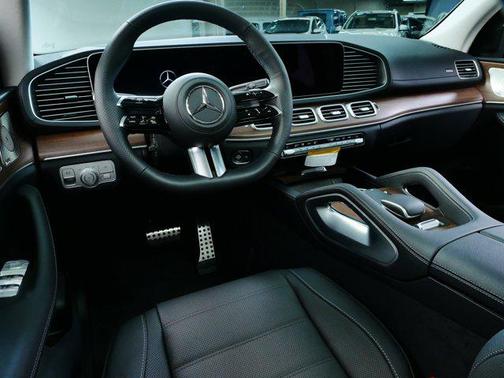 2026 Mercedes-Benz GLS 450 4MATIC